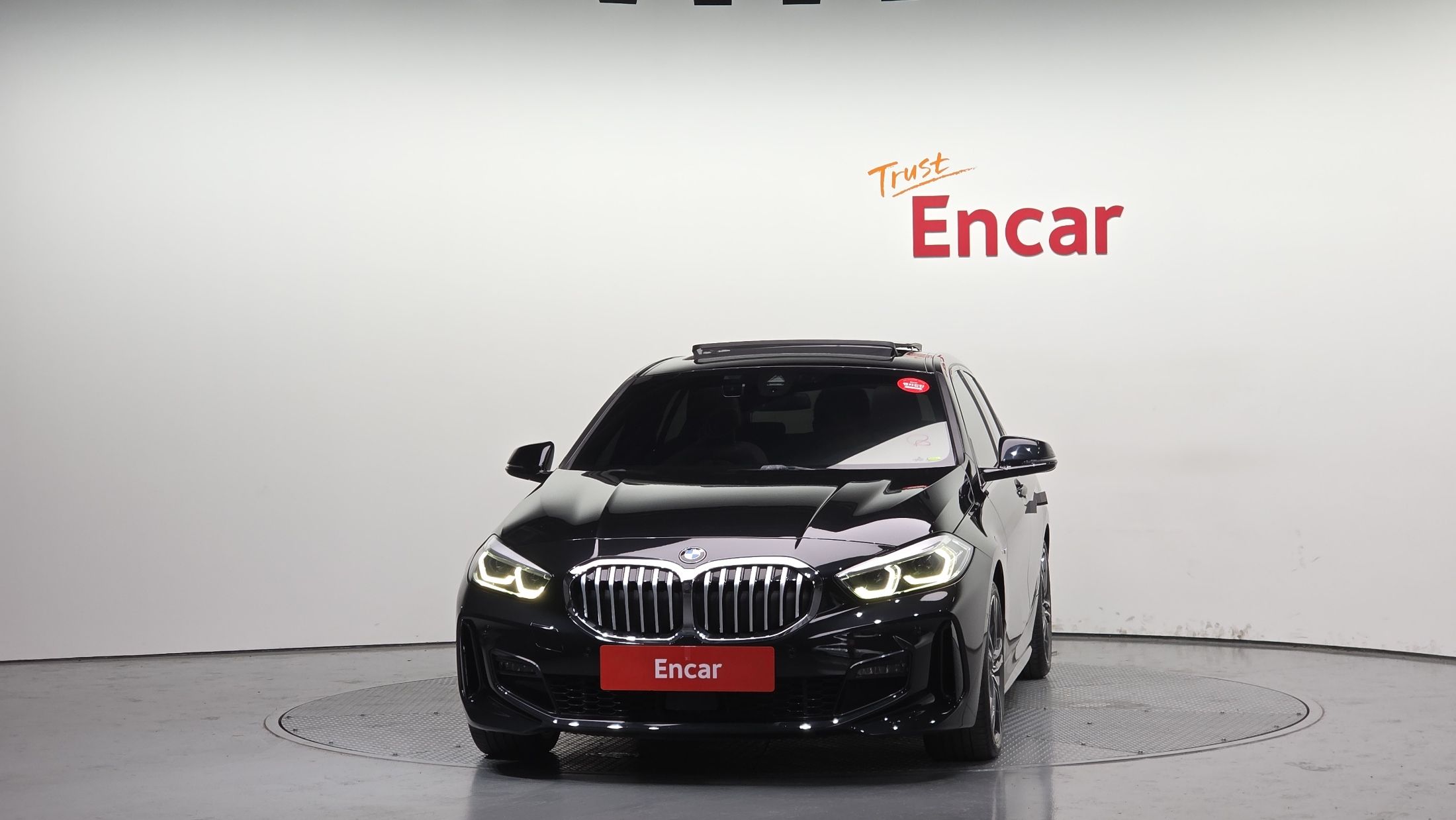 BMW 1-SERIES F40 2020