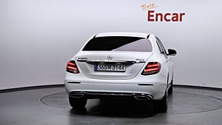 MERCEDES BENZ E-CLASS W213 2020