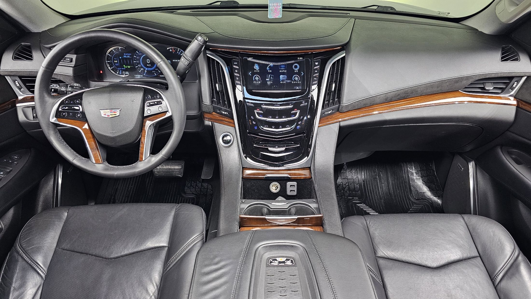 CADILLAC ESCALADE 2017