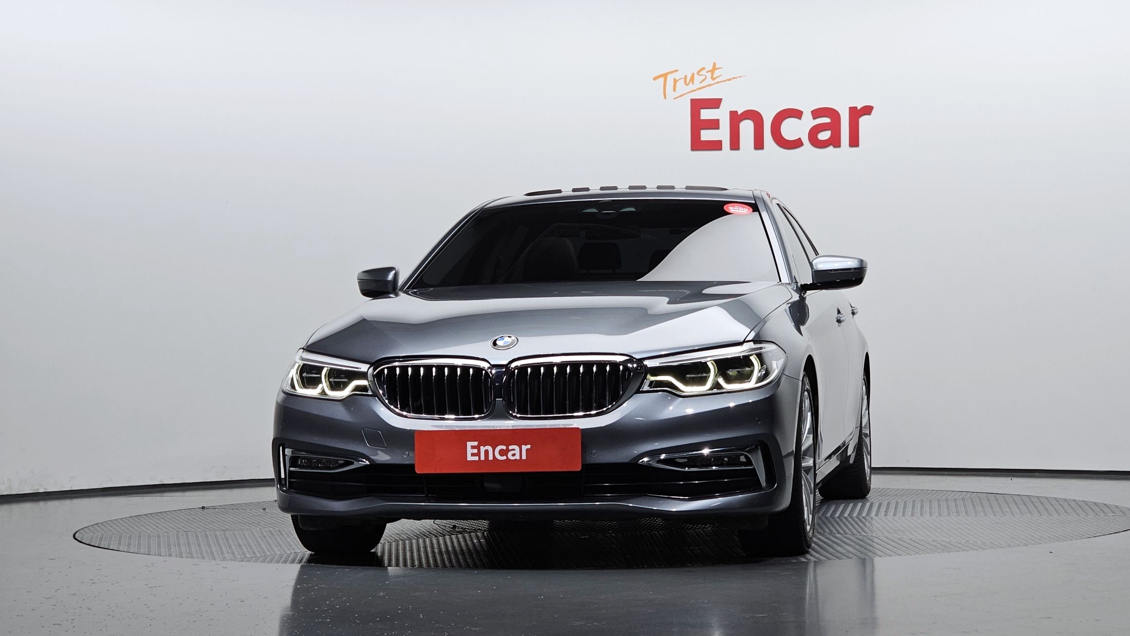 BMW 5-SERIES G30 2018