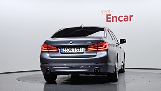 BMW 5-SERIES G30 2018
