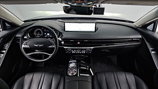 GENESIS G80 RG3 2022