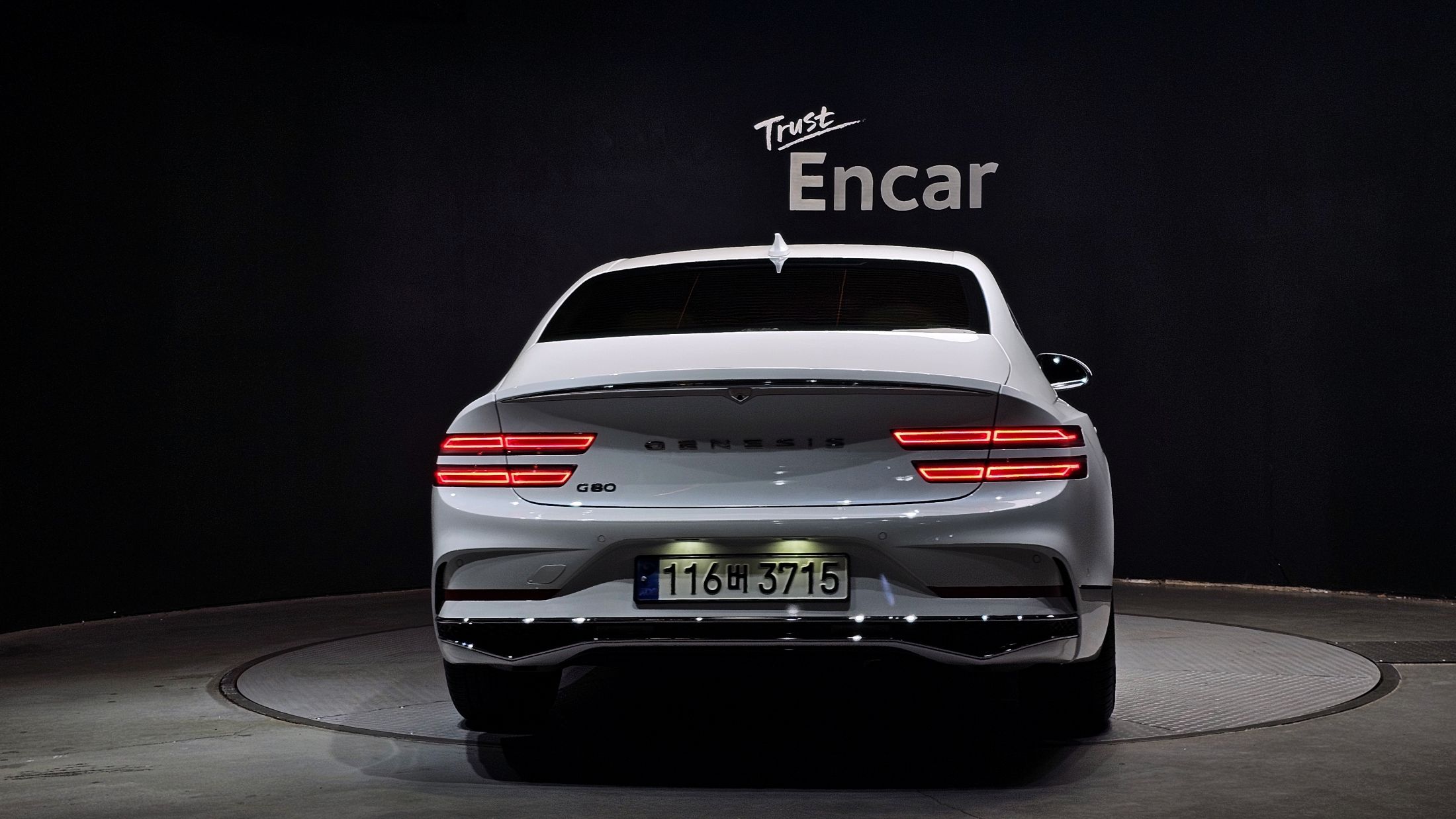 GENESIS G80 RG3 2024