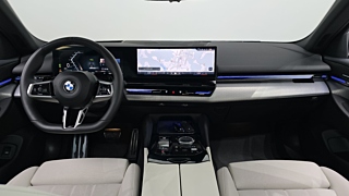 BMW 5-SERIES G60 2024