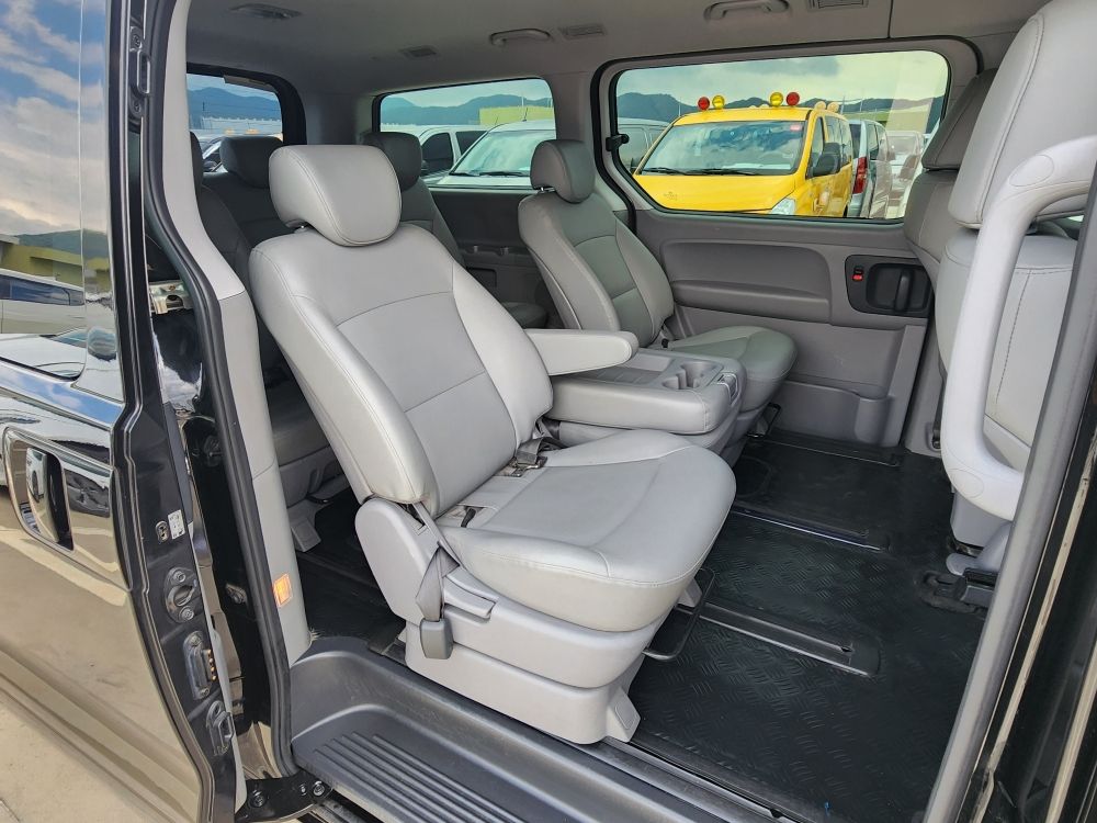 HYUNDAI STAREX GRAND 2018