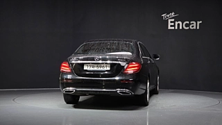 MERCEDES BENZ E-CLASS W213 2017