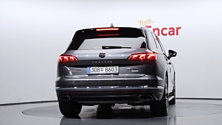 VOLKSWAGEN TOUAREG 2021