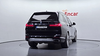 BMW X7 G07 2020