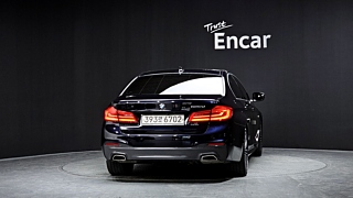 BMW 5-SERIES G30 2020