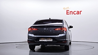 HYUNDAI AVANTE AD 2019