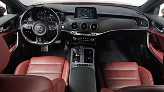 KIA STINGER 2019