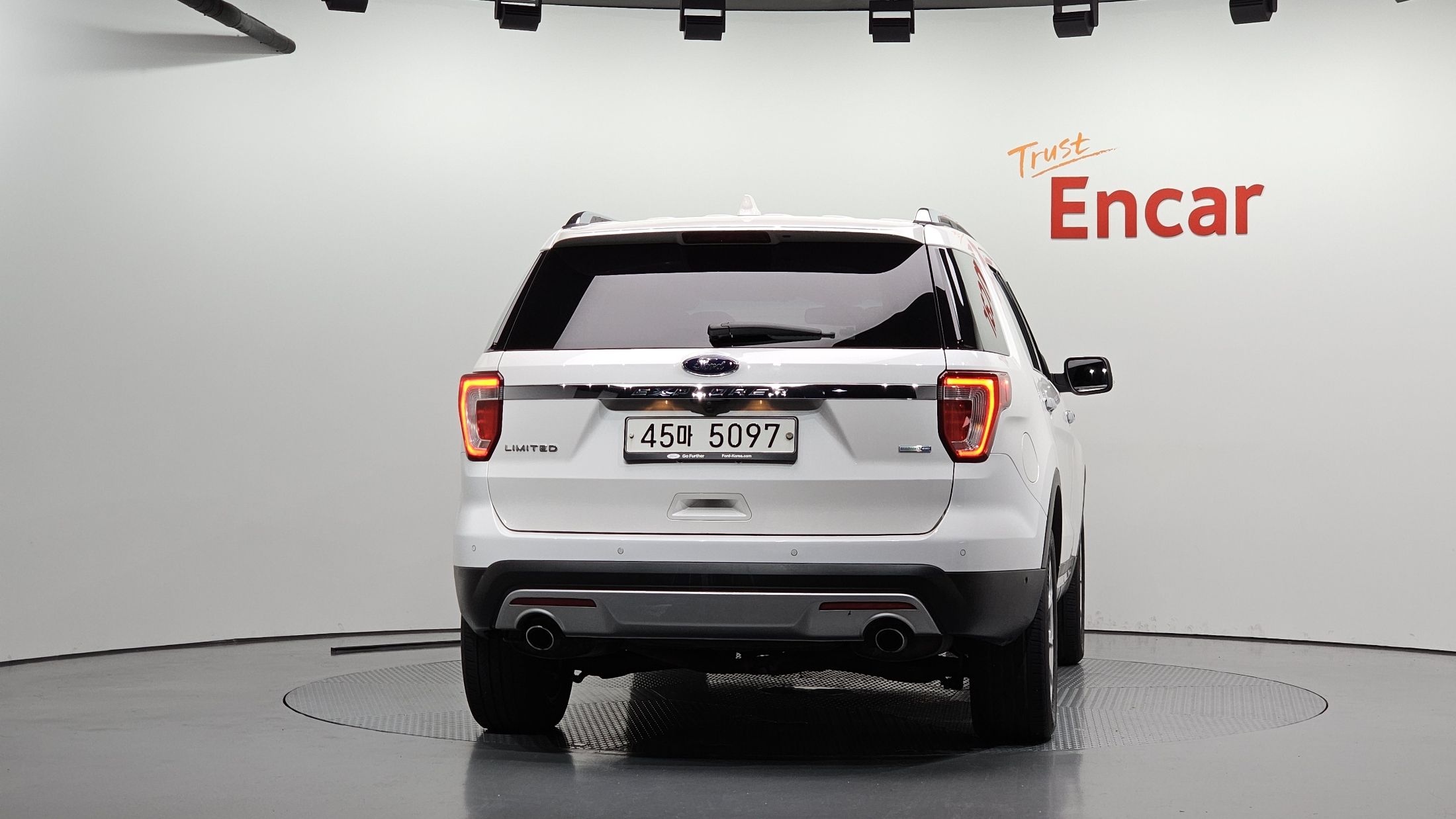 FORD EXPLORER 2017