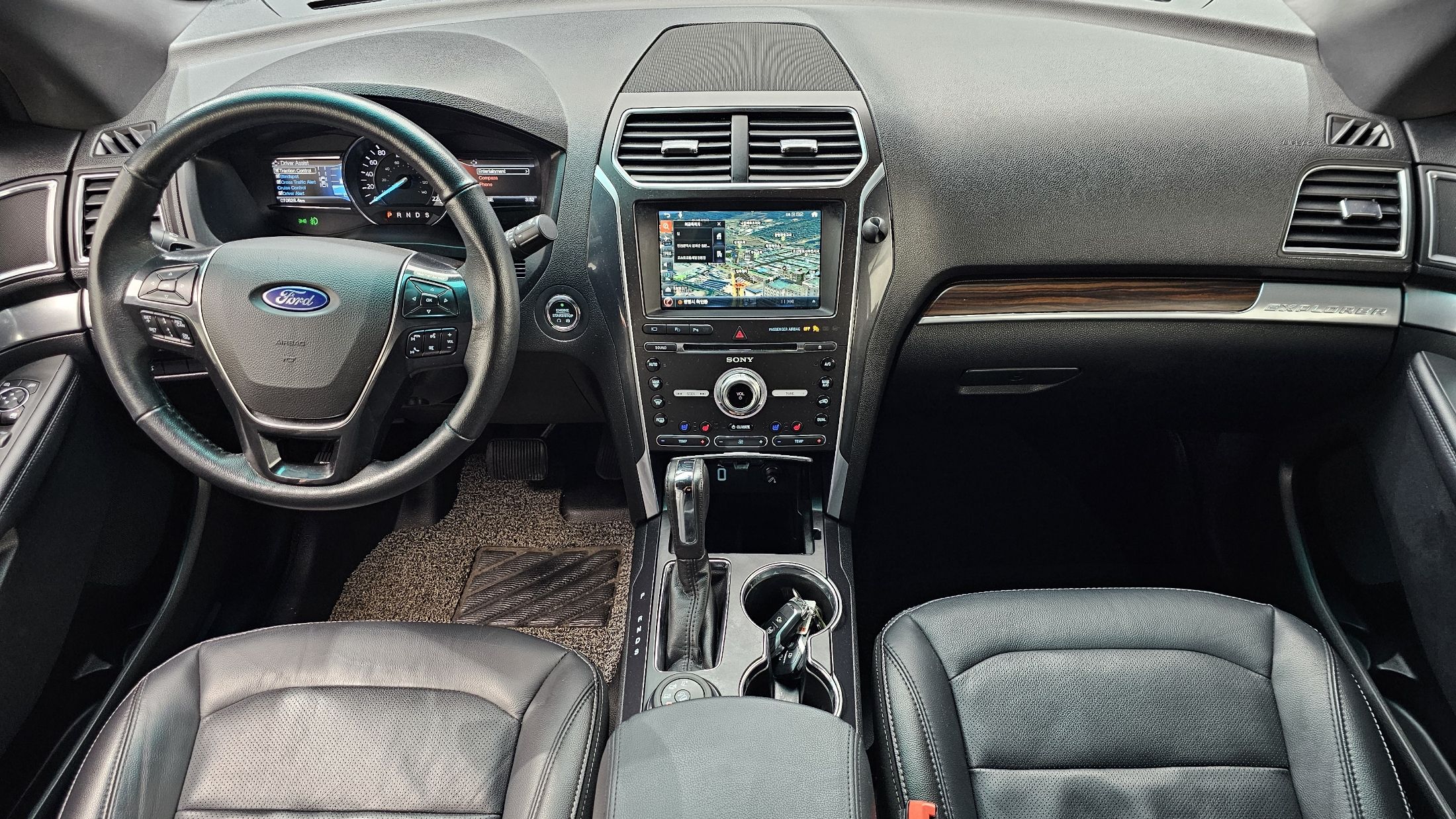 FORD EXPLORER 2017