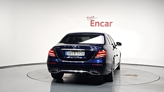 MERCEDES BENZ E-CLASS W213 2018