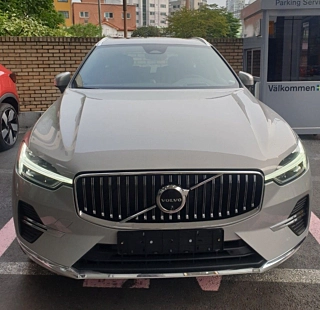 VOLVO XC60 2023