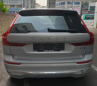 VOLVO XC60 2023