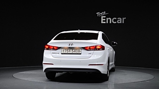HYUNDAI AVANTE AD 2018