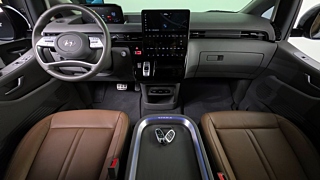 HYUNDAI STARIA 2021
