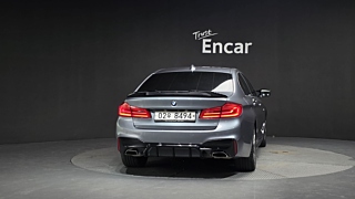 BMW 5-SERIES G30 2018