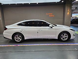 HYUNDAI SONATA DN8 2019