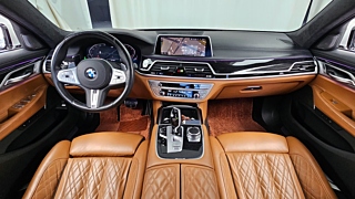 BMW 7-SERIES G11 2021