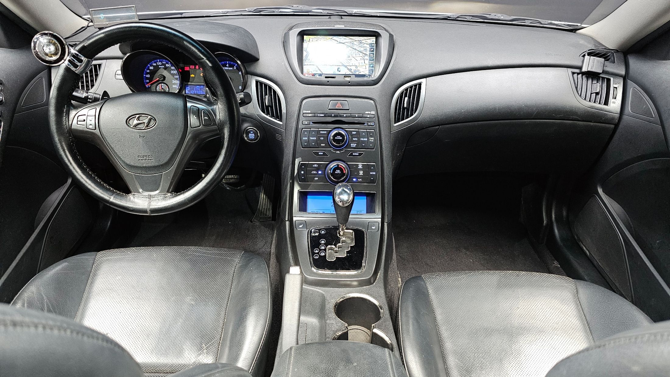 HYUNDAI GENESIS COUPE 2011