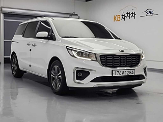 KIA CARNIVAL 2018