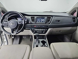 KIA CARNIVAL 2018