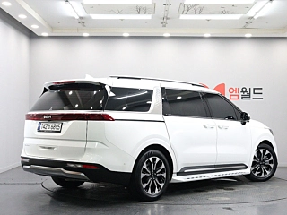 KIA CARNIVAL 2023