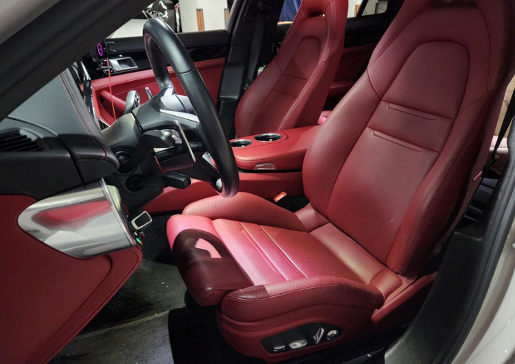 PORSCHE PANAMERA 971 2021