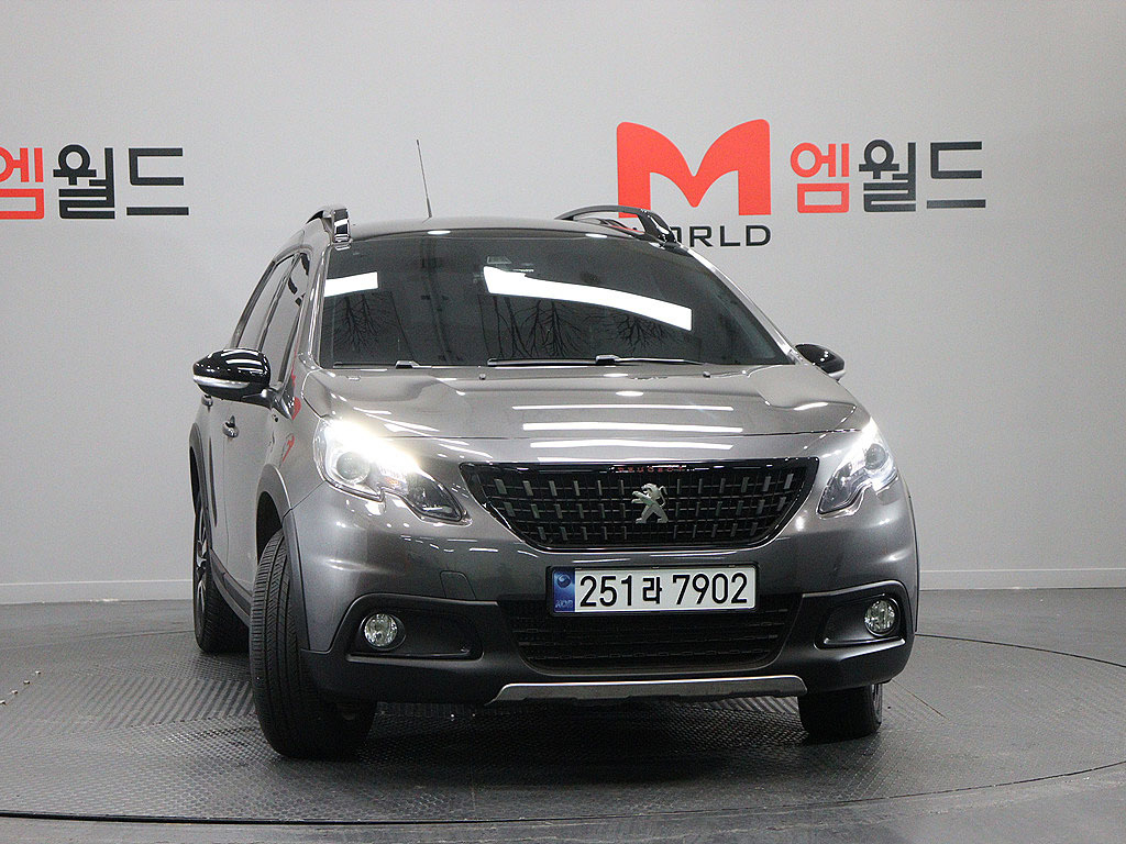 PEUGEOT 2008 2019