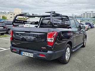 SSANGYONG REXTON SPORTS CAR 2022