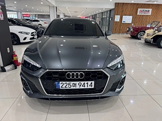 AUDI A5 F5 2023