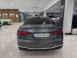 AUDI A5 F5 2023