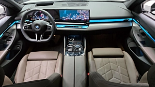 BMW 5-SERIES G60 2024