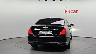 GENESIS EQ900 2016