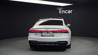 AUDI A7 4K 2020