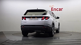 HYUNDAI TUCSON NX4 2021