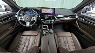 BMW 5-SERIES G30 2021