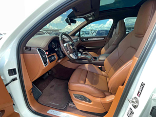 PORSCHE CAYENNE PO536 2022