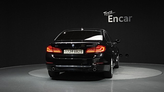 BMW 5-SERIES G30 2018