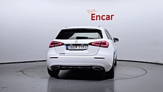 MERCEDES BENZ A-CLASS W177 2021