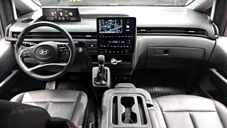 HYUNDAI STARIA 2024