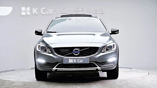 VOLVO V60 CROSS COUNTRY 2017