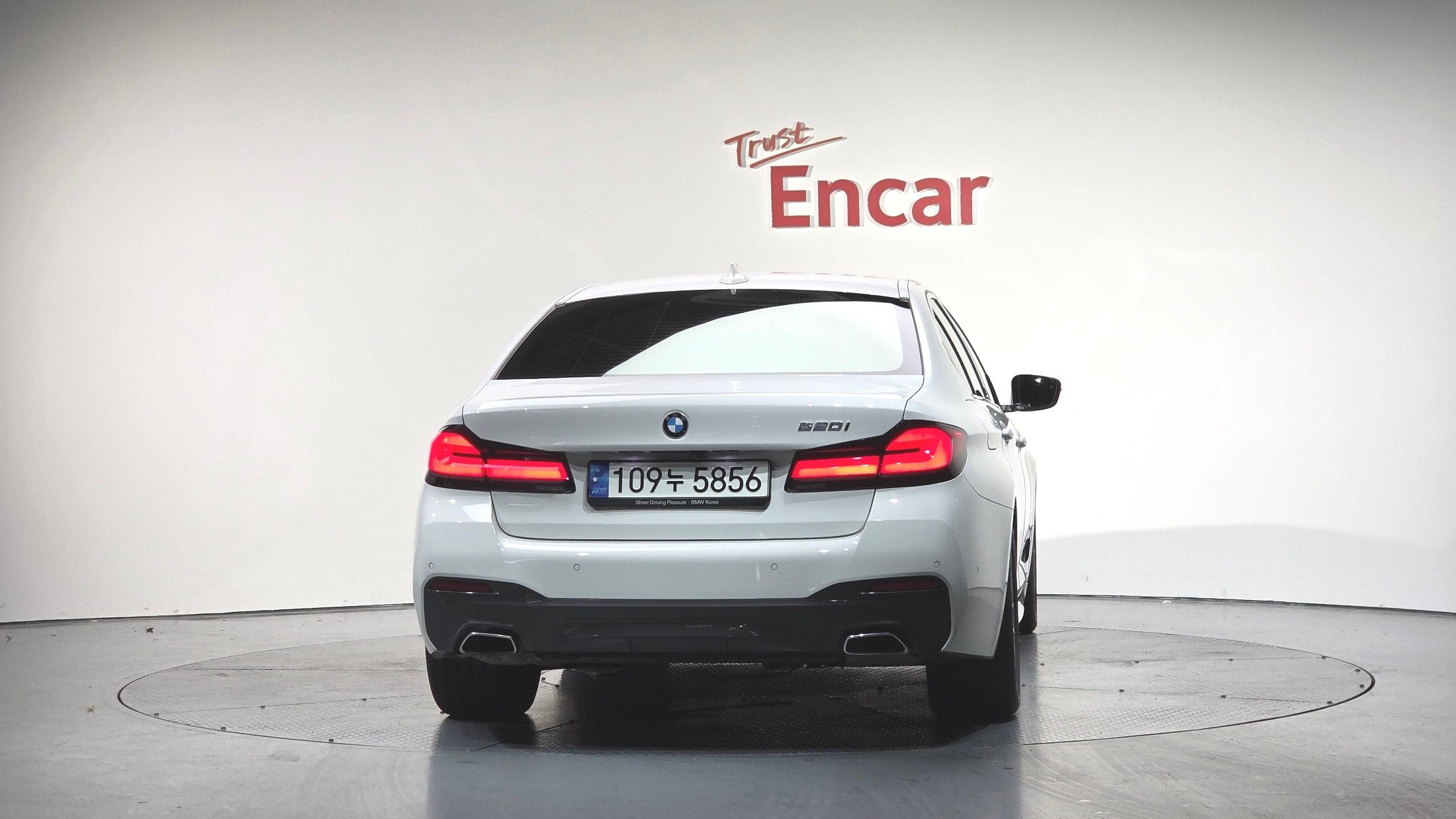 BMW 5-SERIES G30 2021