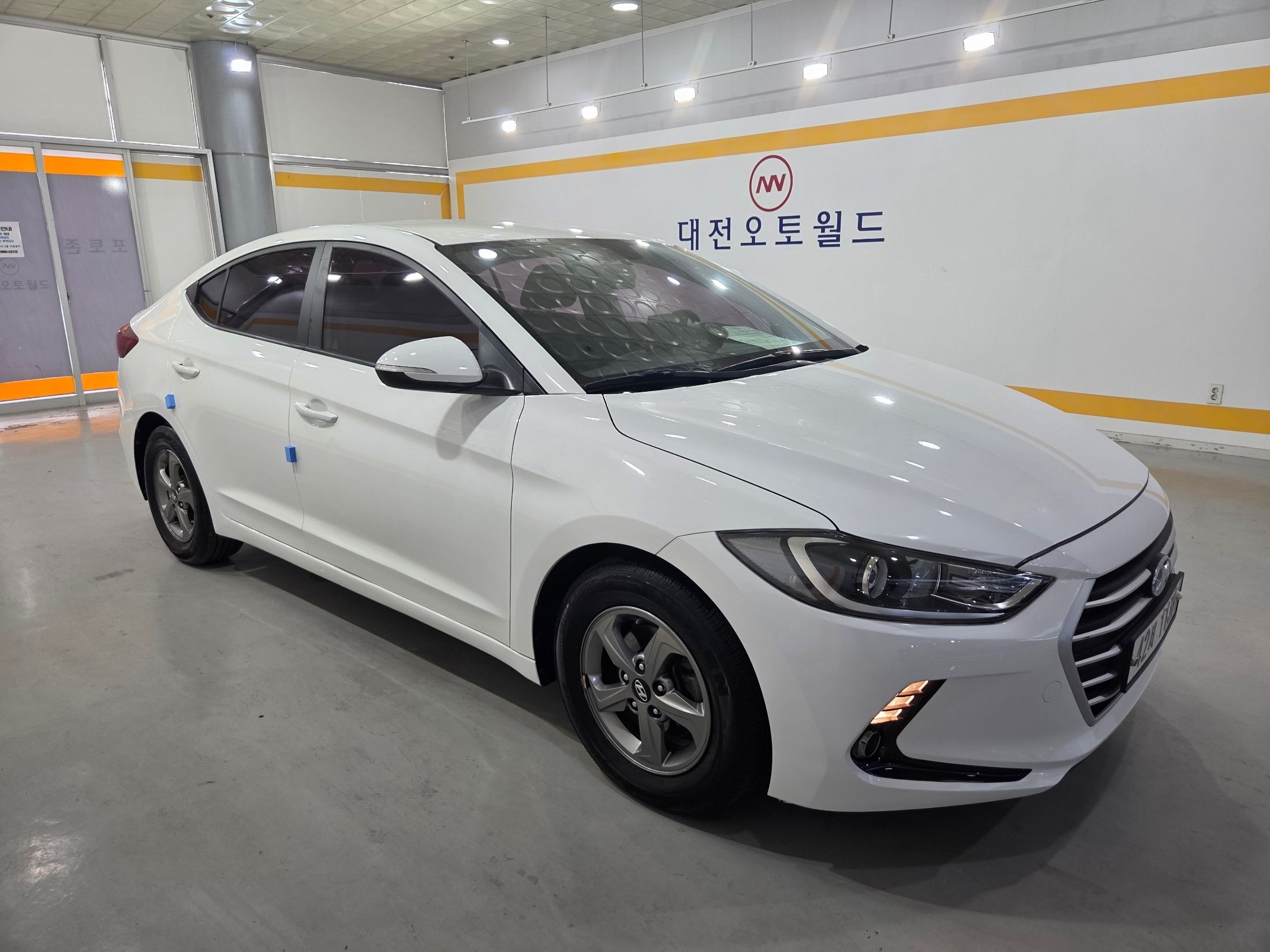 HYUNDAI AVANTE AD 2016