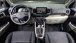 HYUNDAI VENUE 2023