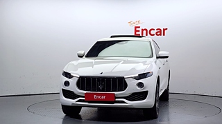 MASERATI LEVANTE 2018