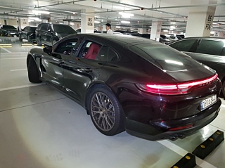PORSCHE PANAMERA 971 2022