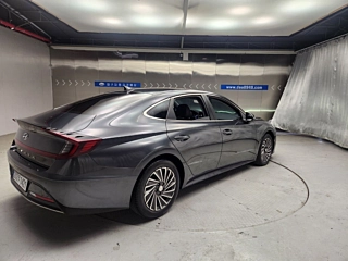 HYUNDAI SONATA HYBRID DN8 2022